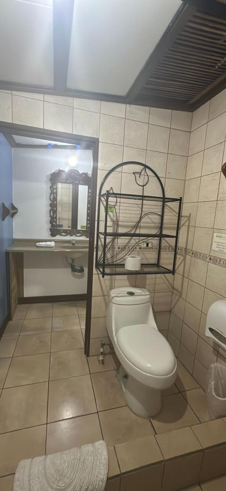 Hotel Pacande B&B Алахуела Екстер'єр фото
